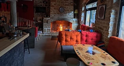 HĂŽtel Restaurant Le Barriol