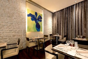 Restaurant - Grand Hotel des Bains (Salins-les-Bains)