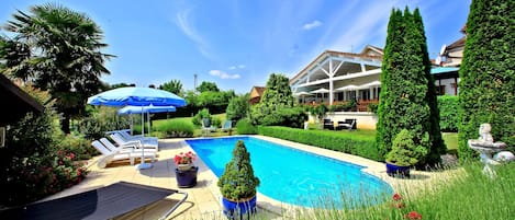 Piscine extérieure