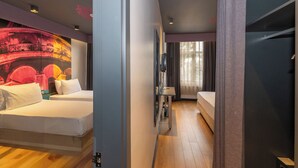 Standard Double or Twin Room, 1 Katil Kelamin (Double) atau 2 Katil Bujang (Single)