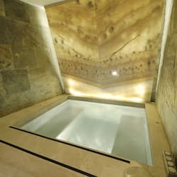 Tina de hidromasaje interior