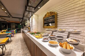 Desayuno buffet incluido