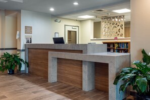 Exterior - Candlewood Suites Enterprise by IHG (Enterprise)