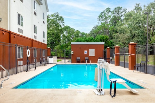 Candlewood Suites Enterprise by IHG