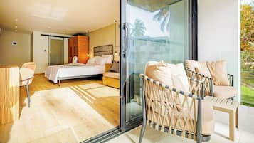 1 chambre, coffres-forts dans les chambres, bureau, draps fournis