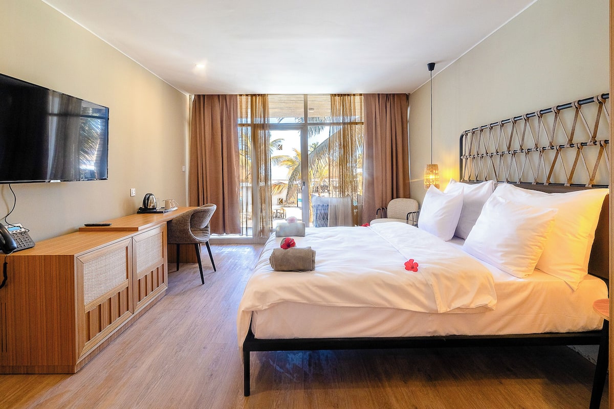 Chambre Premium, vue piscine