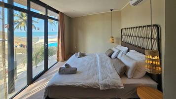 ํ๋ฆฌ๋ฏธ์ ์ค์ํธ, ๋ฐ๋ค ์ ๋ง | ํด๋ณ/๋ฐ๋ค ์ ๋ง