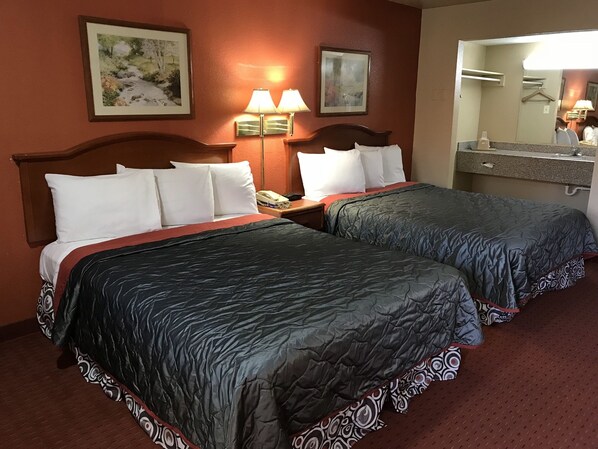 Standard Room, 2 Queen Beds | Premium bedding, free WiFi, bed sheets - Best Budget Inn - Abilene (Abilene)