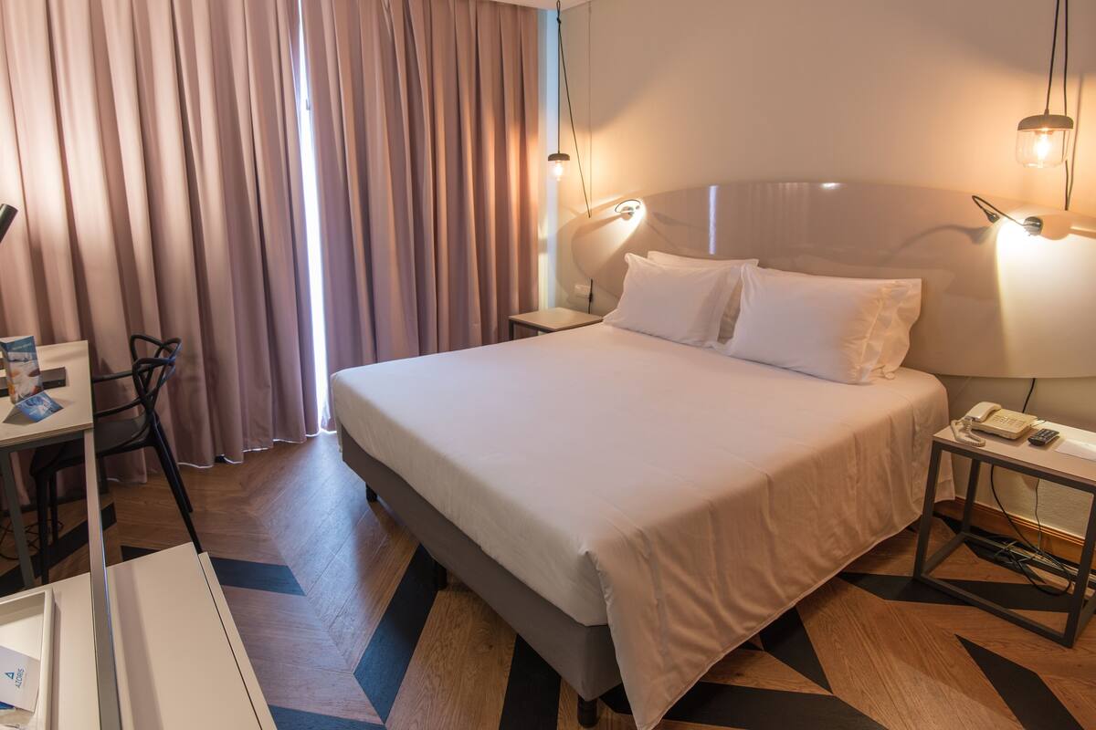 Minibar, in-room safe, desk, blackout curtains