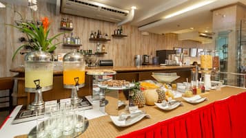 Desayuno continental todos los días (con cargo)
