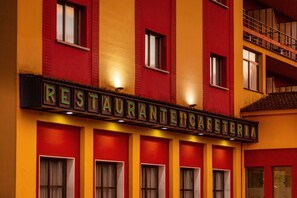 Front of property - Hotel Zeus (Merida)