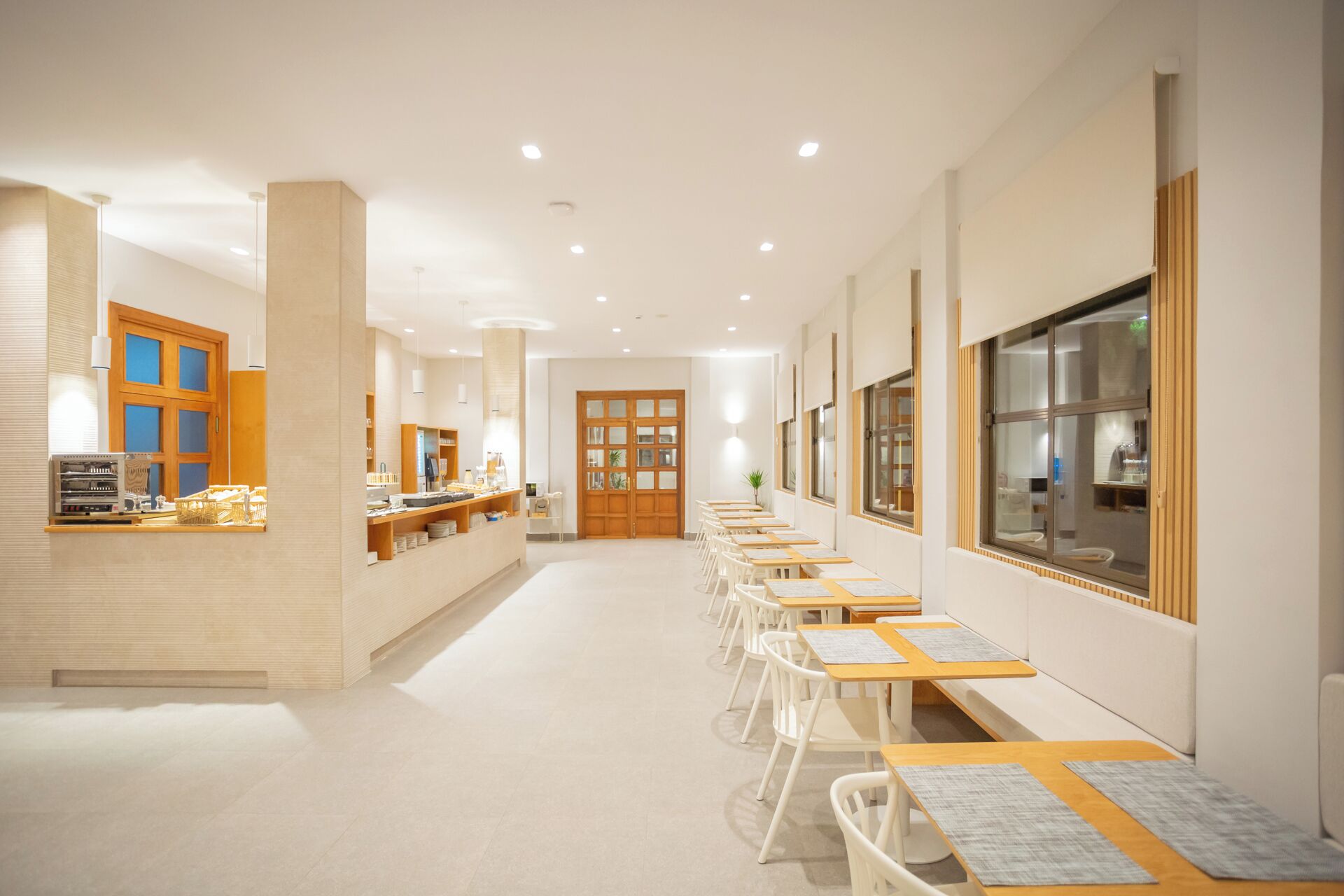 Daily buffet breakfast (EUR 8.50 per person)