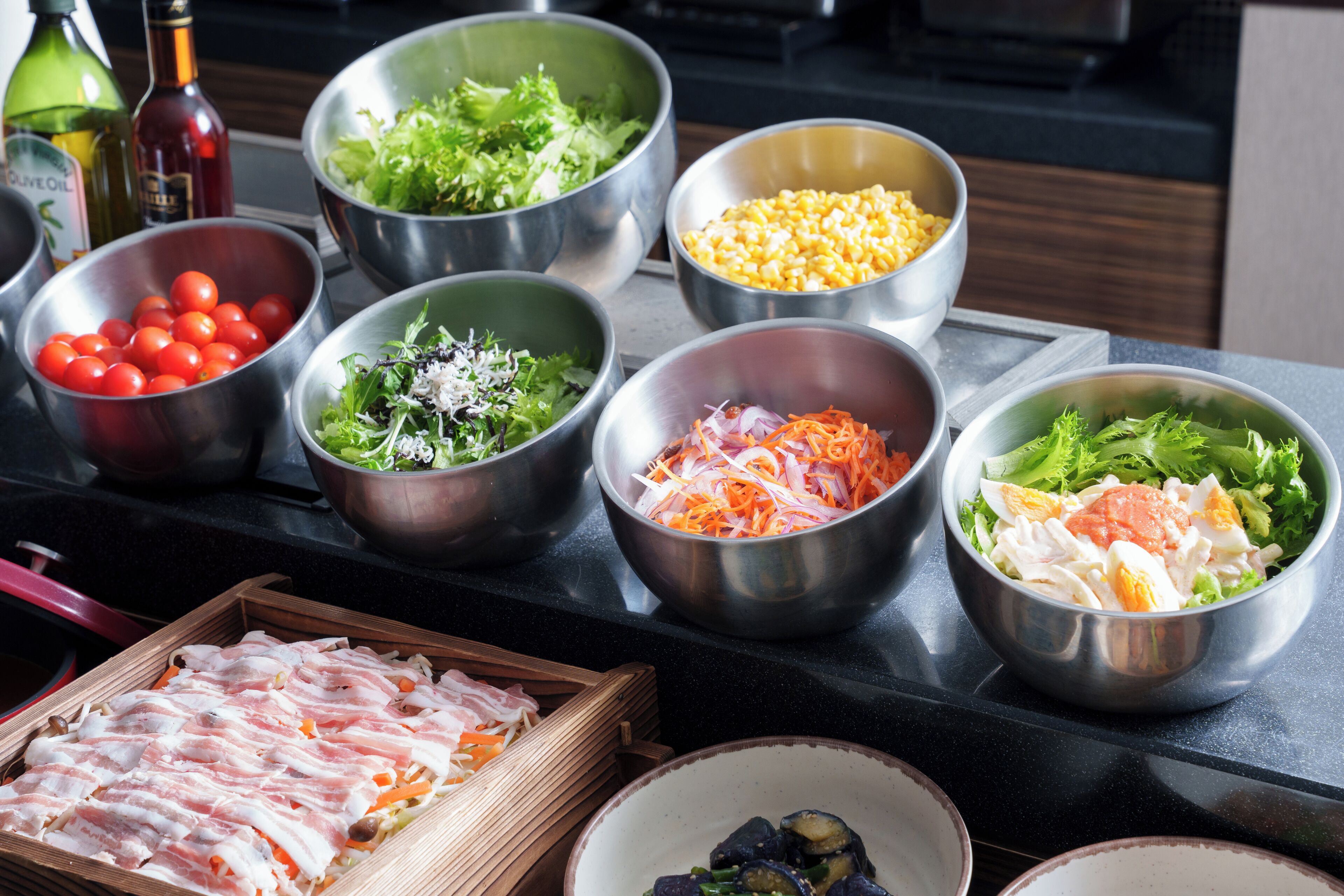 Daily buffet breakfast for a fee
