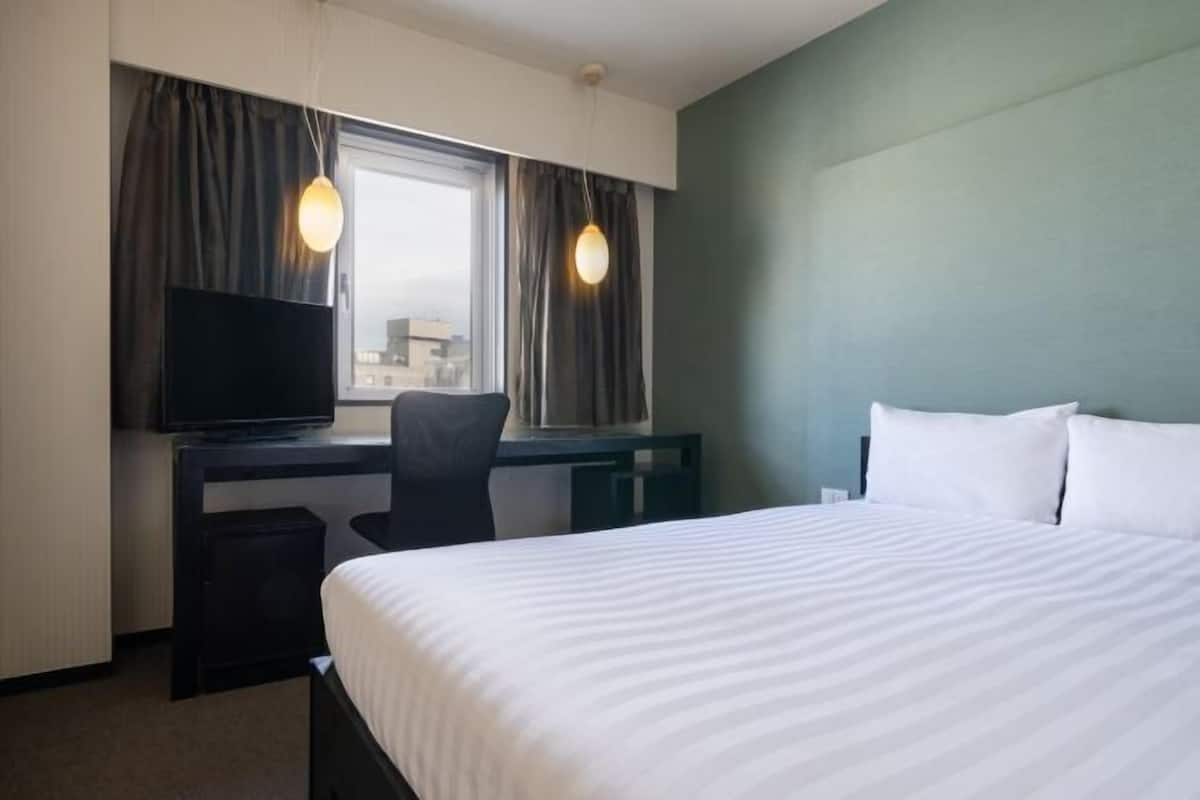 Desk, blackout curtains, iron/ironing board, free WiFi