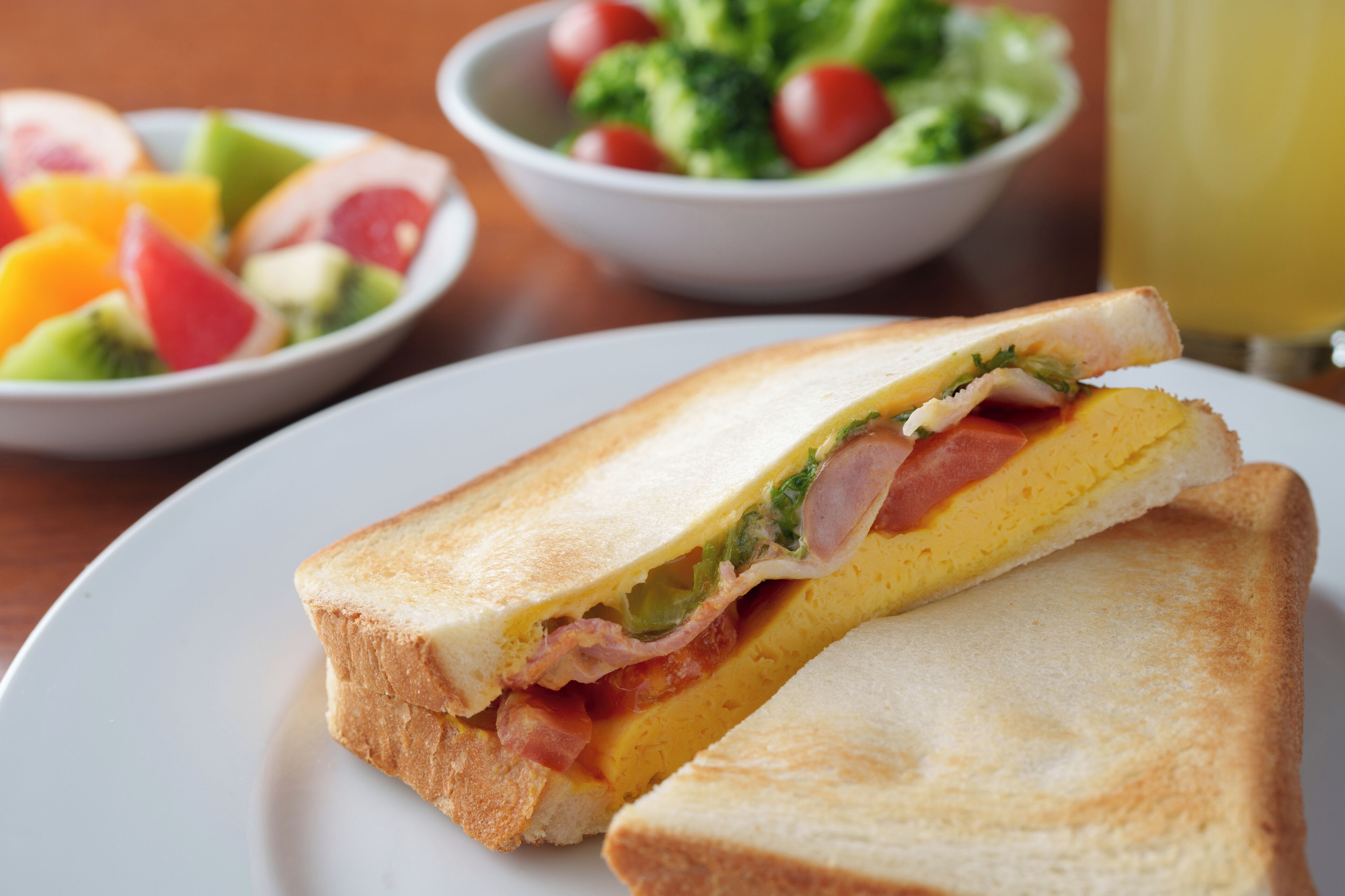 daily buffet breakfast (jpy 1650 per person)