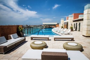 Outdoor pool - Lidotel Margarita (Maneiro)