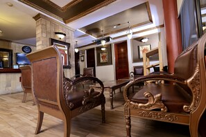 Reception - Colosseum Hotel & Fitness Club (Dar es Salaam)