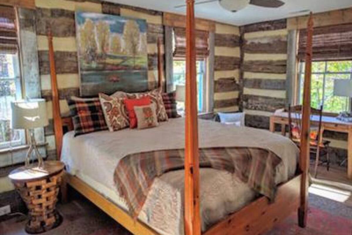 Standard Cabin, Private Bathroom (Bedford)