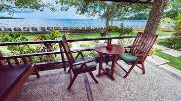 Deluxe Room, Sea View | Beach/ocean view