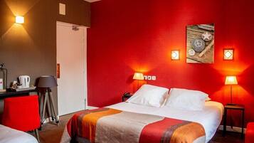 Bureau, chambres insonorisées, Wi-Fi gratuit, draps fournis