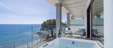 Chambre Deluxe, bain Ă remous, vue mer