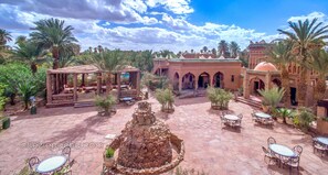 Basic Cabin, 1 Double or 2 Twin Beds, Non Smoking, Pool Access | Courtyard