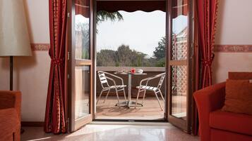 Superior Triple Room | 1 bedroom, hypo-allergenic bedding, minibar, in-room safe