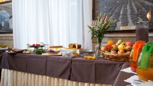Free daily local cuisine breakfast  - Fattoria Stocchi (Rende)