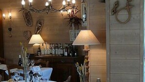 Restaurant - La Grange Aux Marmottes (Viscos)