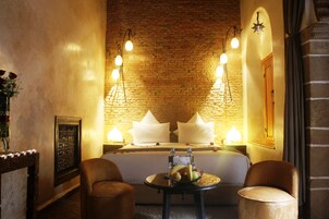 Deluxe Double or Twin Room | In-room safe, individually decorated, individually furnished, free WiFi