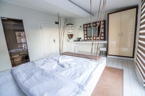 Deluxe-Suite | Minibar, Zimmersafe, schallisolierte Zimmer, Bügeleisen/Bügelbrett