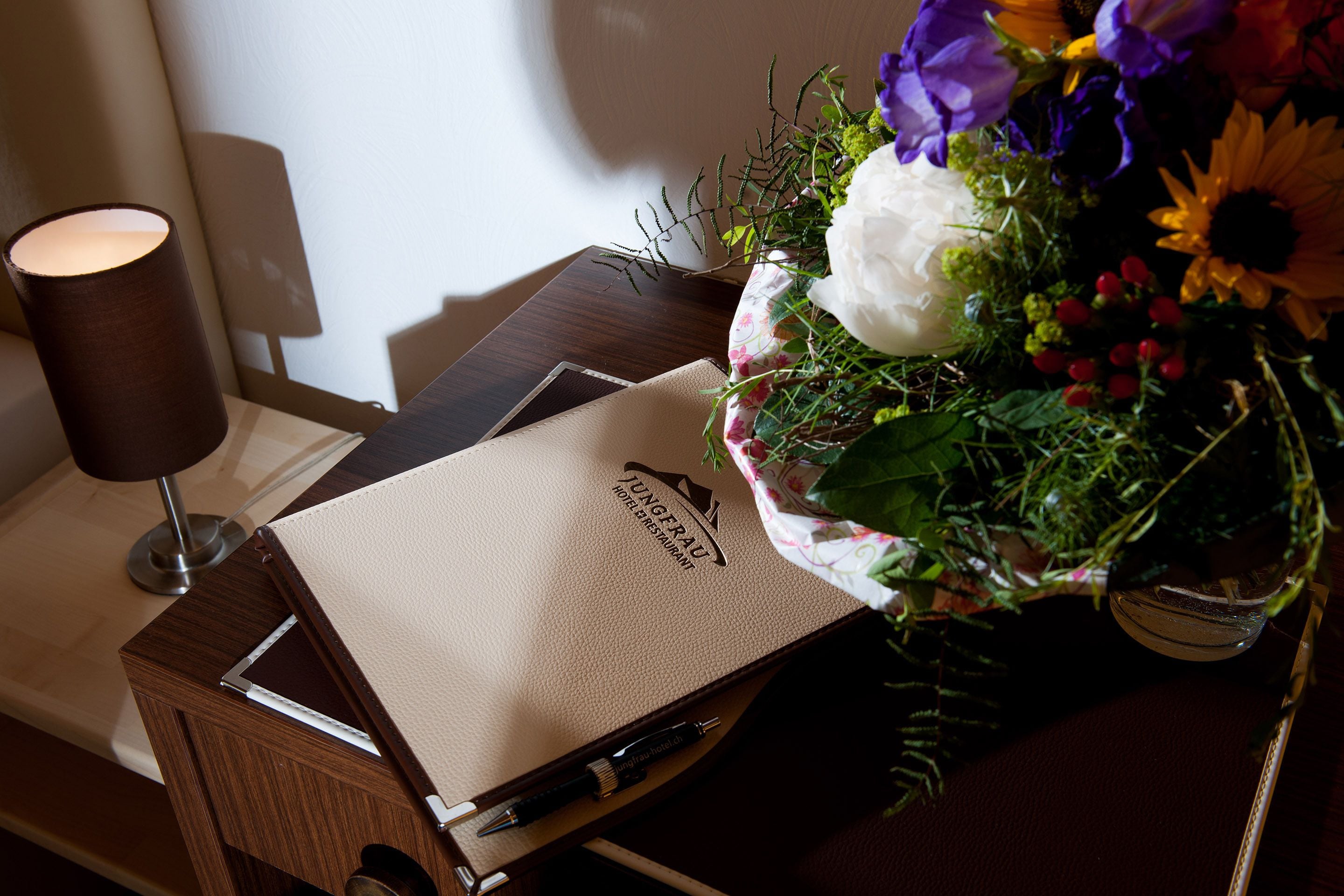 in-room business centre