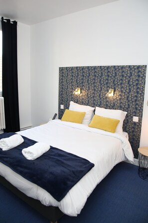 Habitación individual | Decoración individual, mobiliario individual, escritorio