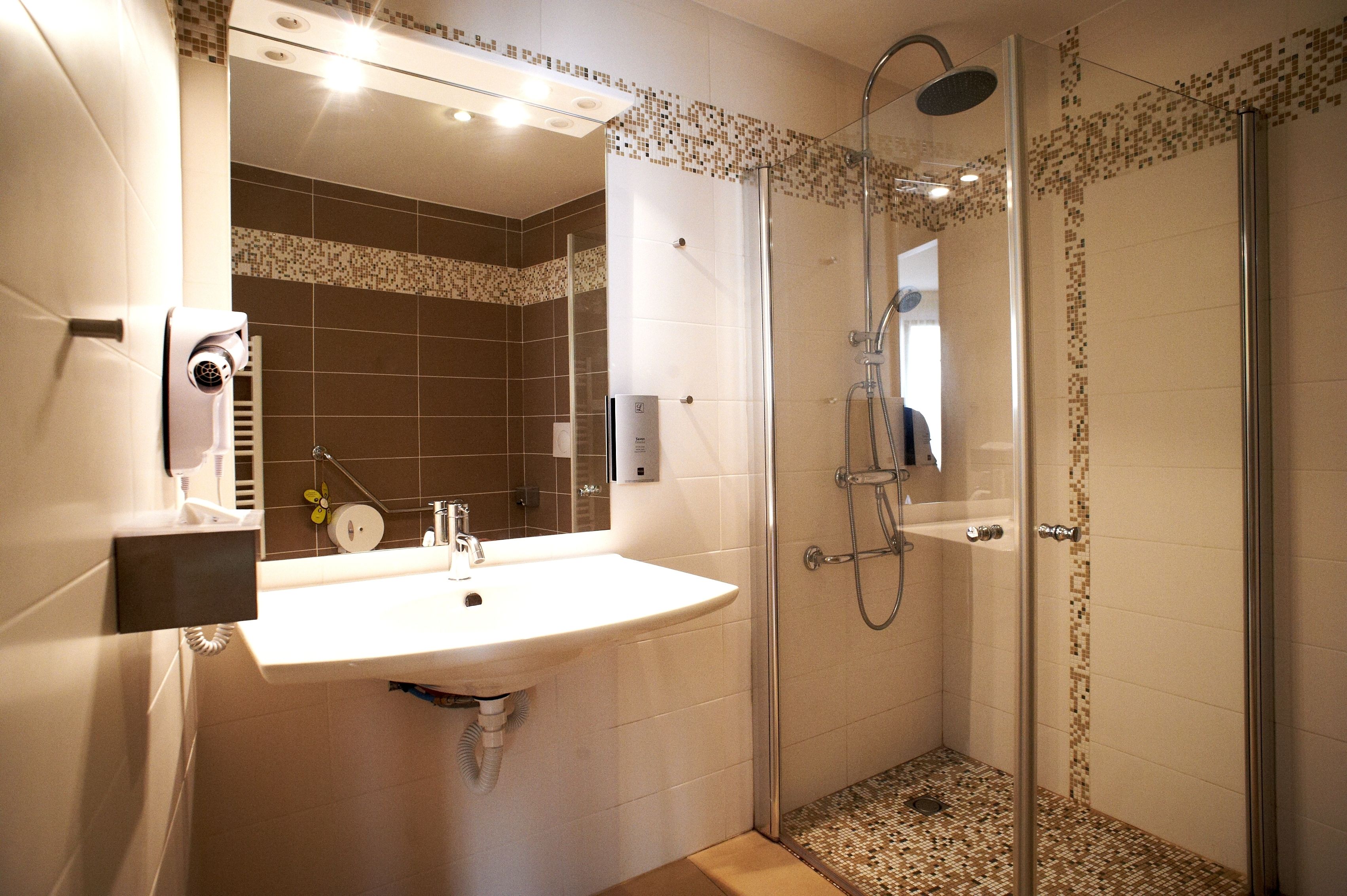 superior double room | desk, blackout curtains, free rollaway beds, free wifi