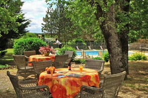 Terrace/patio - Hostellerie du Causse (Gramat)