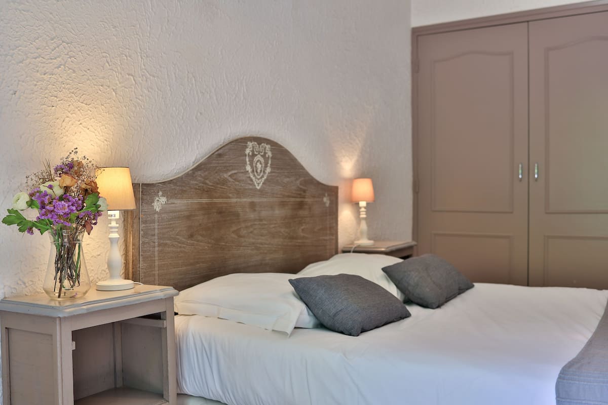 Double Room, Garden View | Premium bedding, pillowtop beds, individually decorated