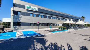 Parcheggio non assistito gratuito