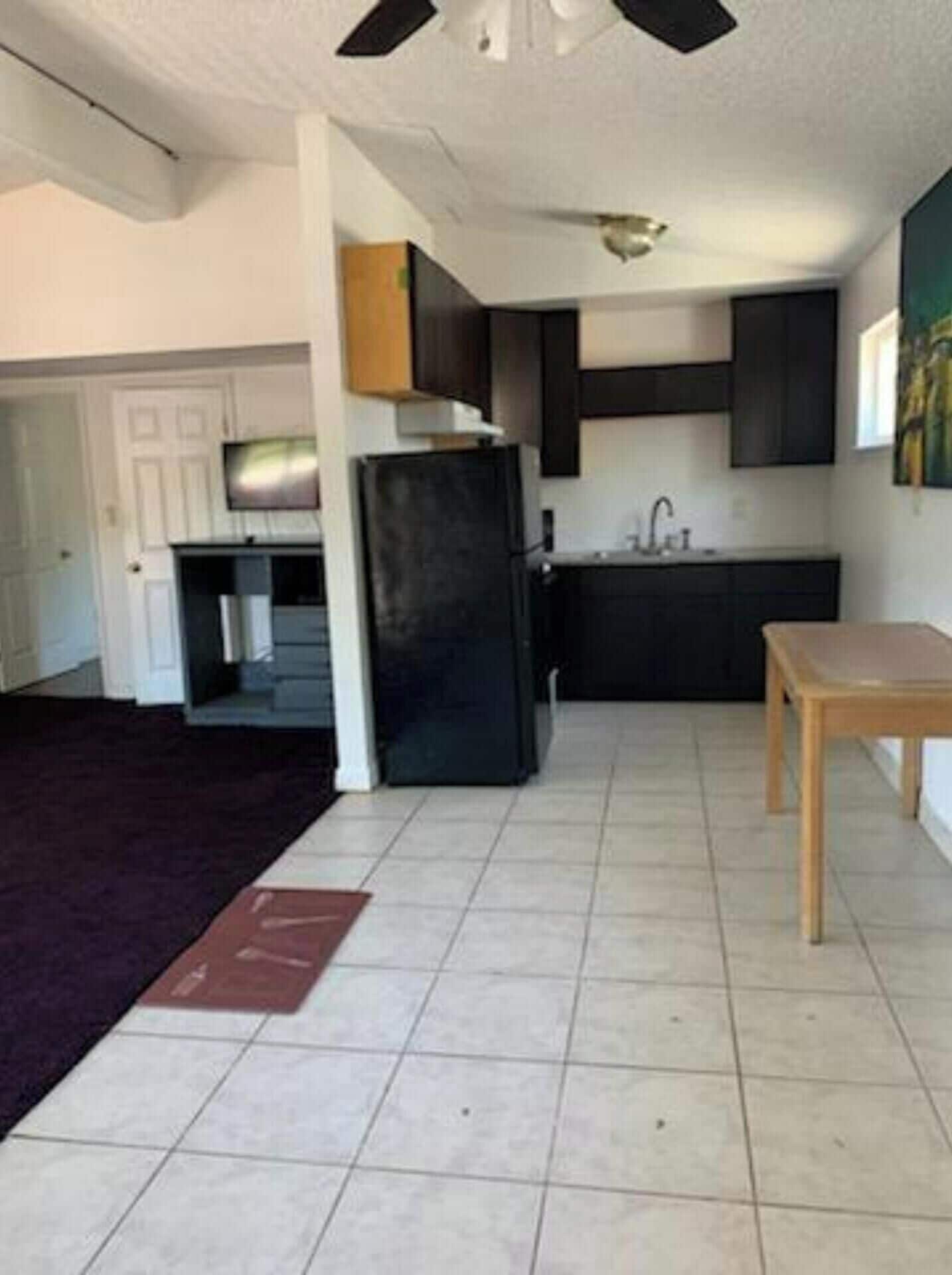 Suite, 1 King Bed, Non Smoking | Desk, iron/ironing board, free WiFi, bed sheets