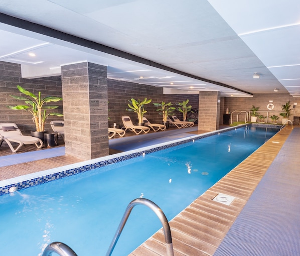 Indoor pool, outdoor pool