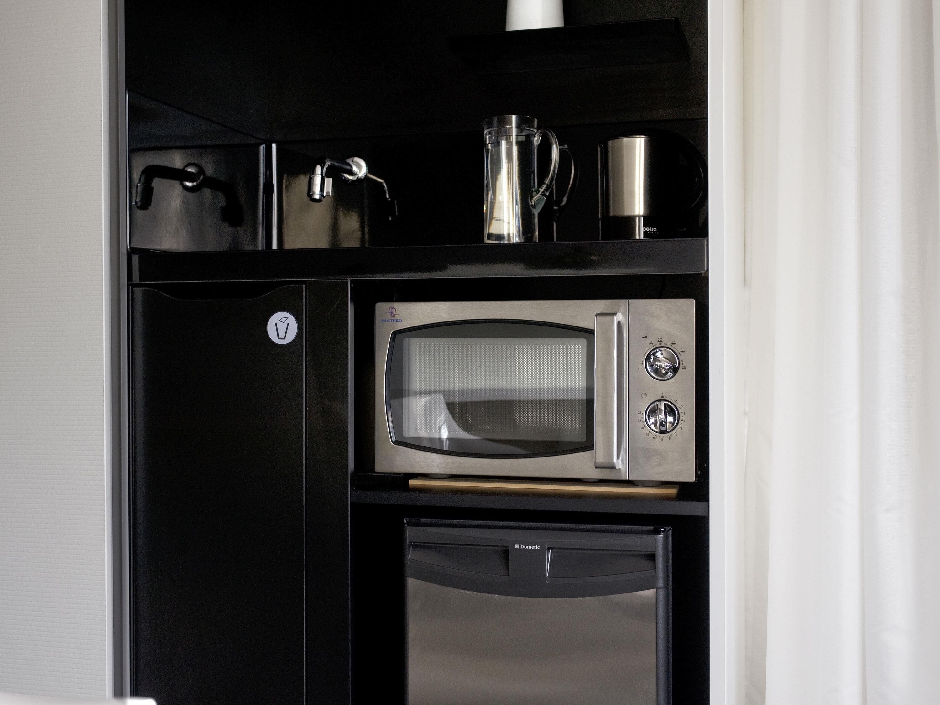 1 bedroom, in-room safe, desk, laptop workspace