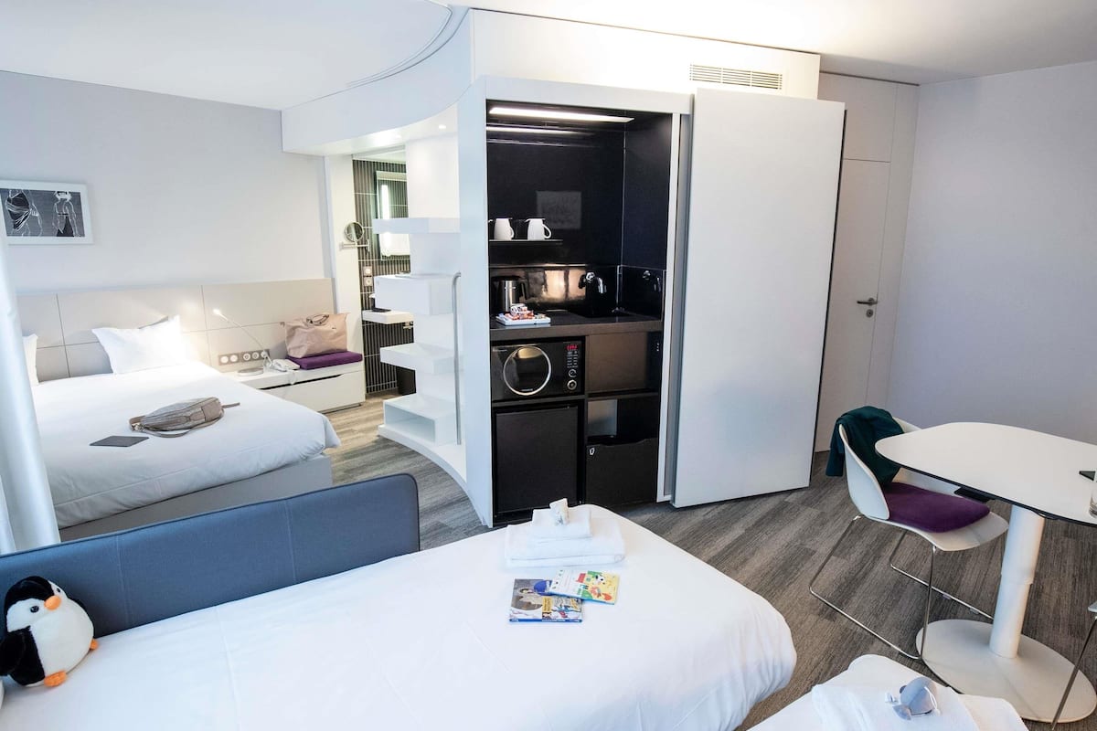 Suite – superior, flere senger | 1 soverom, safe på rommet, skrivebord og skrivebord for bærbar PC