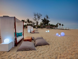Exterior - Pullman Danang Beach Resort (Da Nang)