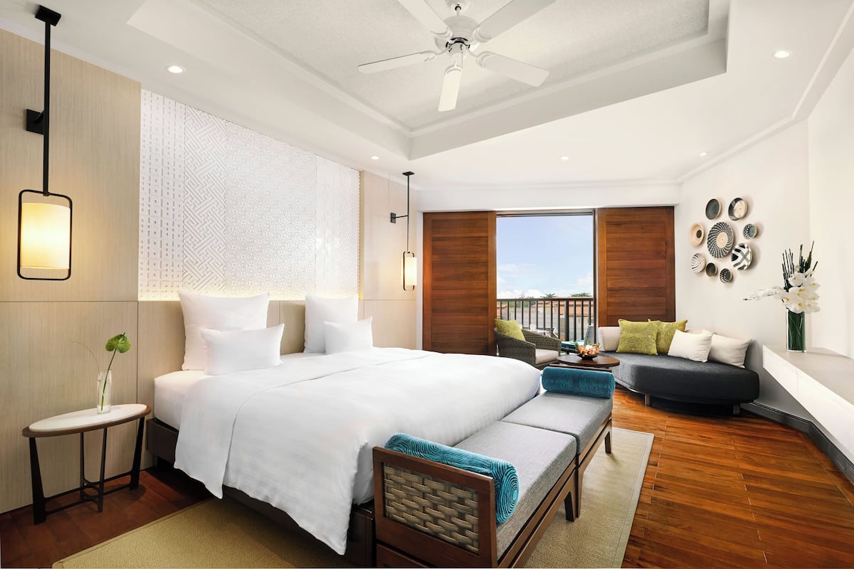 Deluxe Room, 1 Queen Bed, Garden View (or Pool view) | 1 bedroom, minibar, in-room safe, desk
