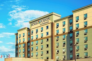 Exterior - Four Points by Sheraton Calgary Airport (Calgary)