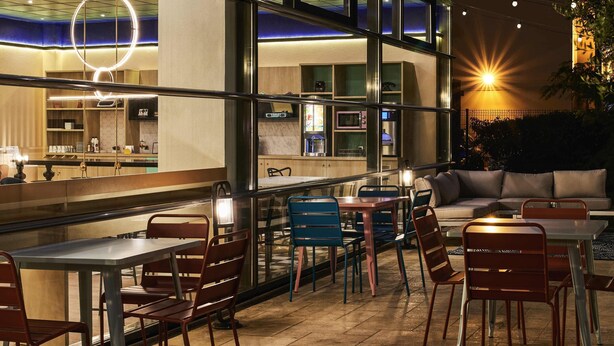 Bar (on property) - ibis styles Paris Gennevilliers (Gennevilliers)