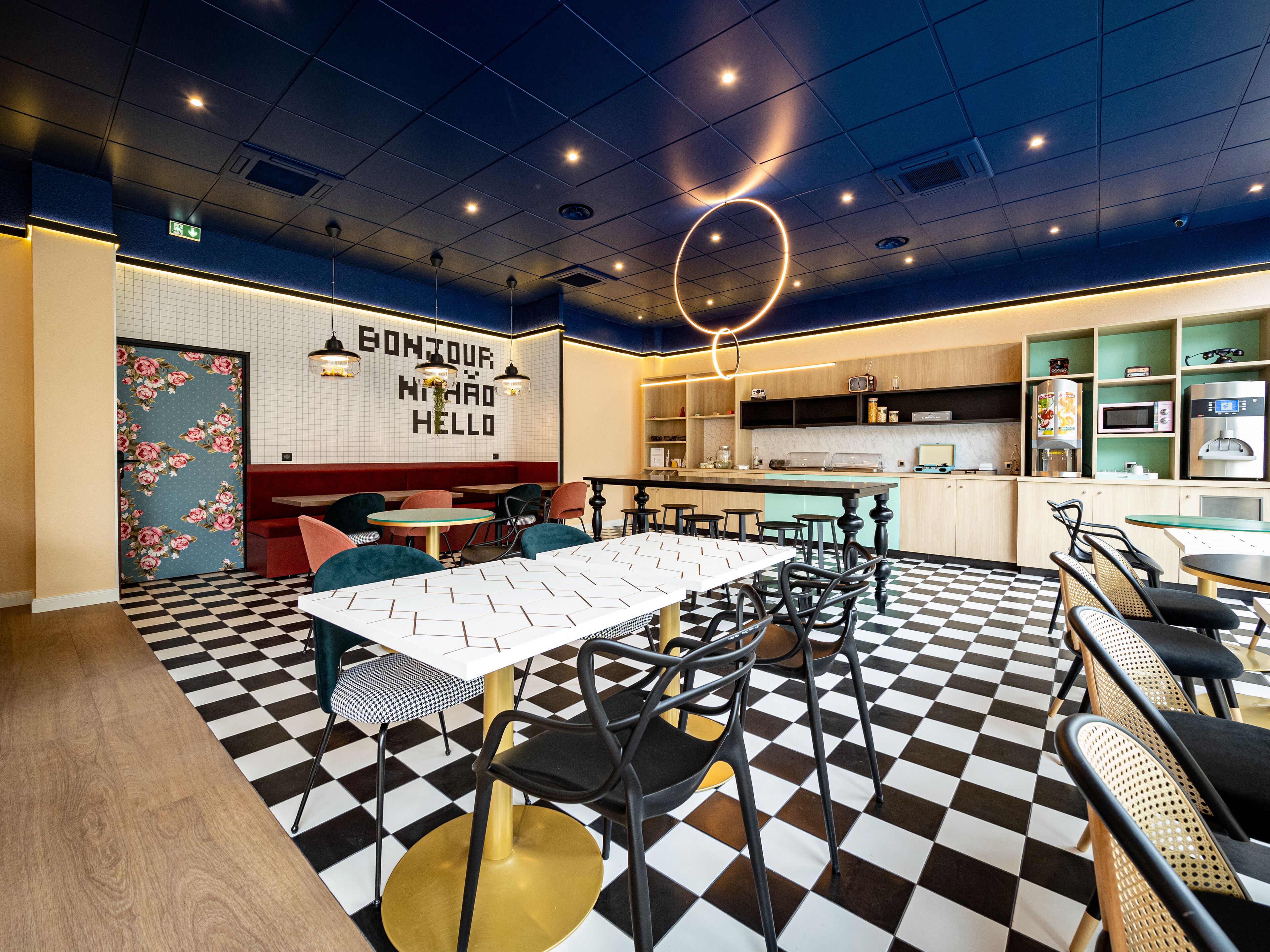 daily buffet breakfast (eur 9.5 per person)