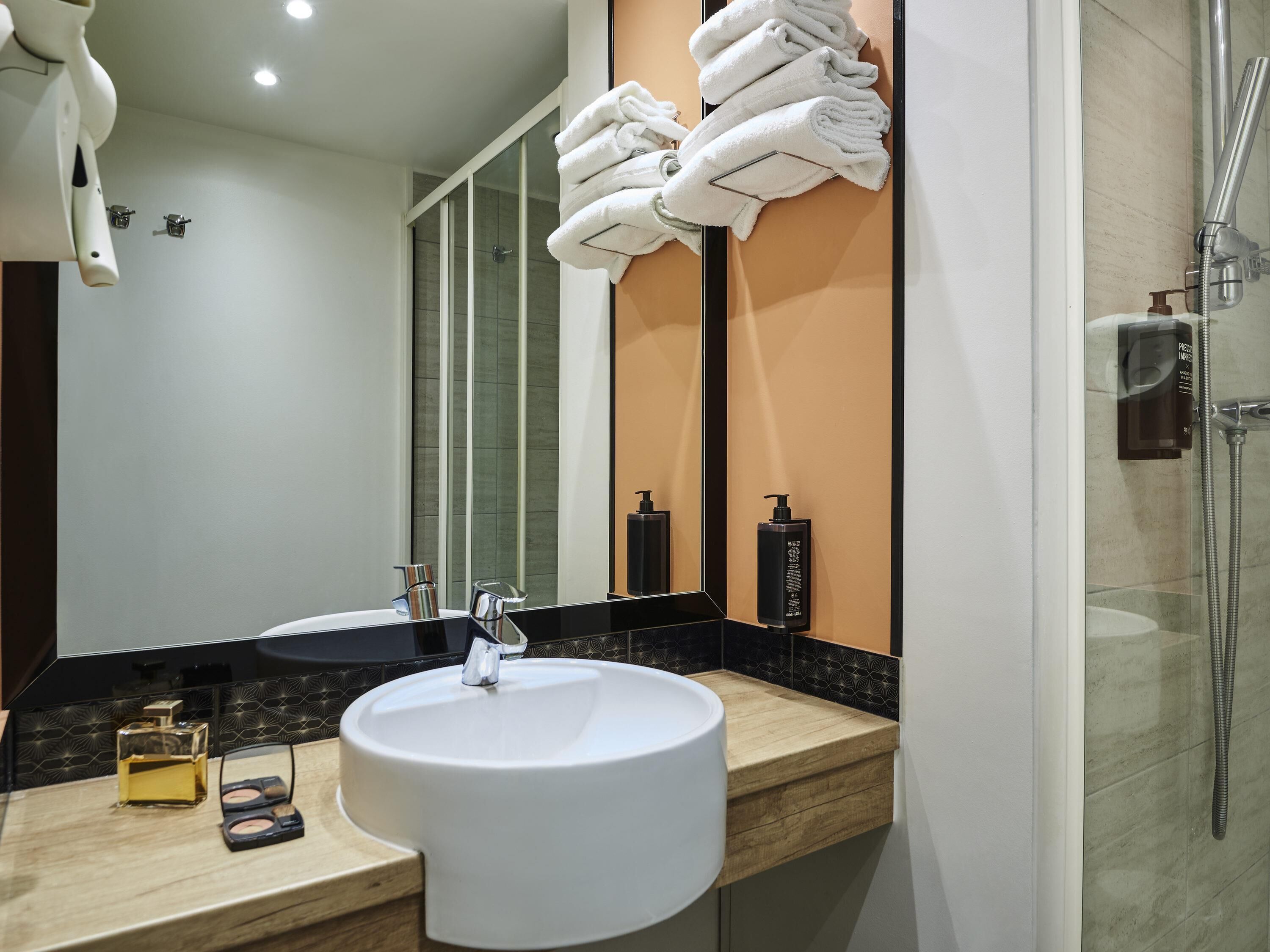 Photo - ibis Styles Paris Gennevilliers