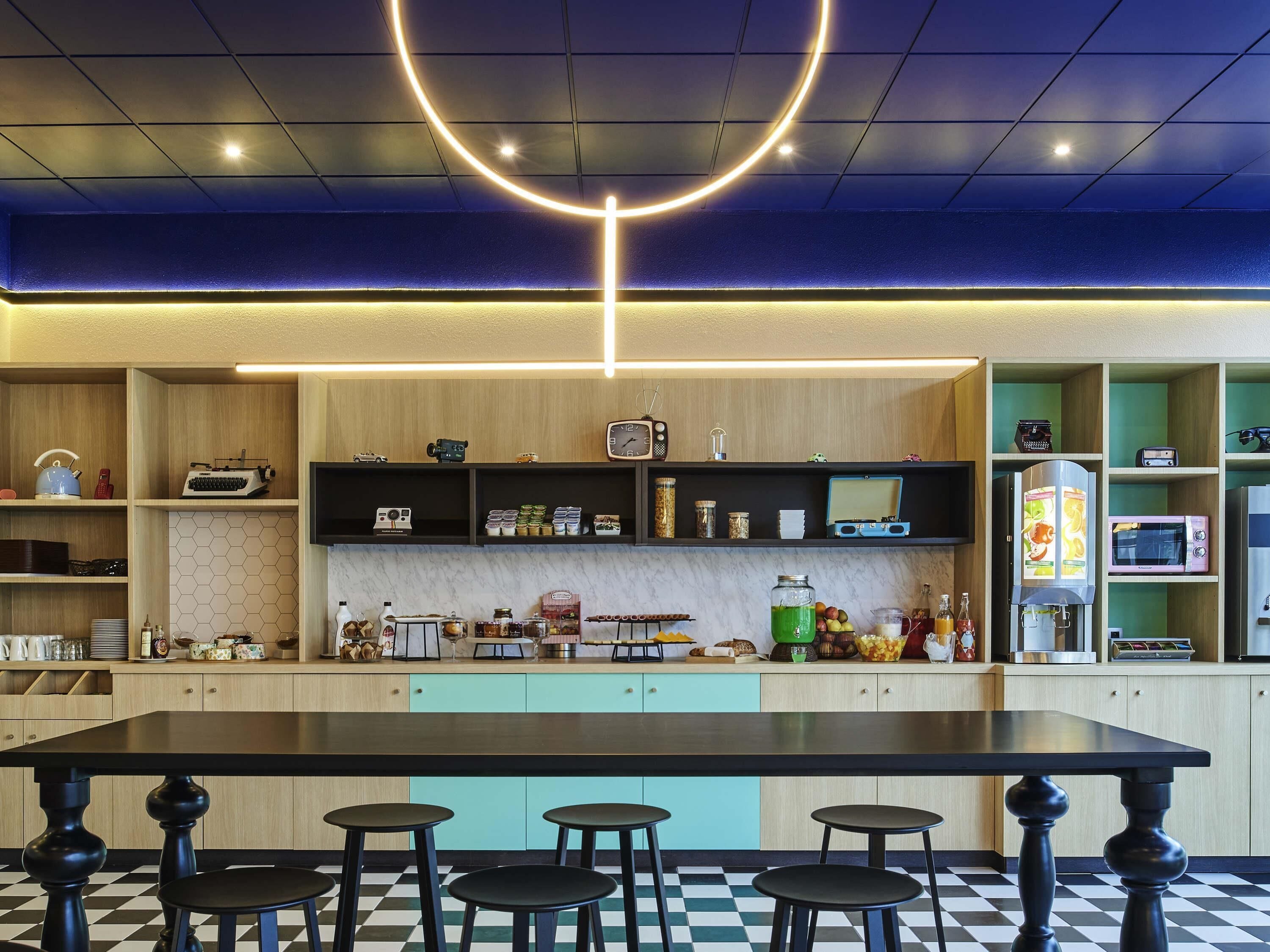 daily buffet breakfast (eur 9.5 per person)