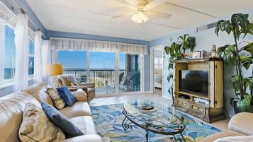 336 Amelia By The Sea | Living area | Flat-screen TV