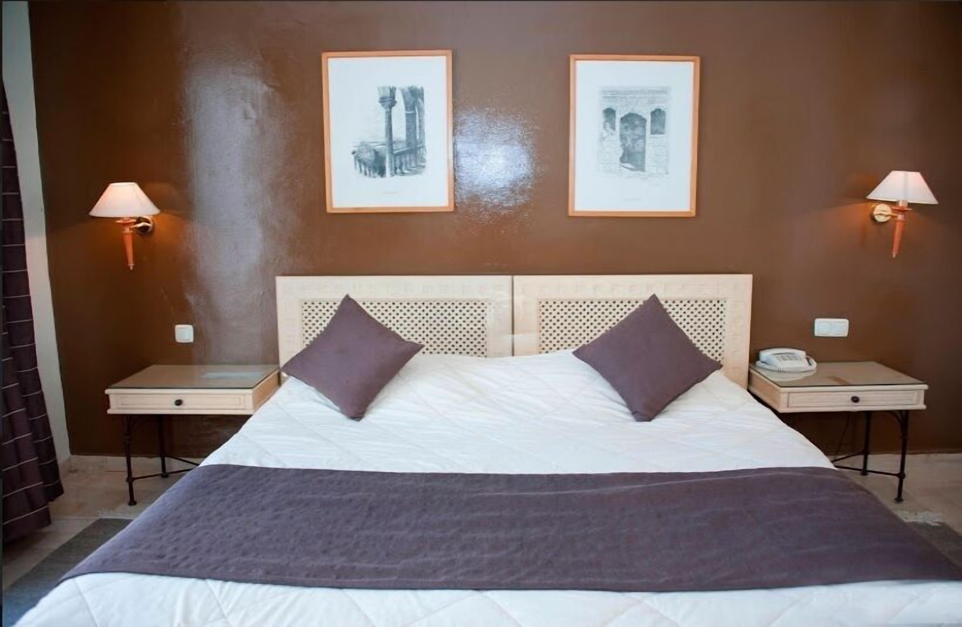 1 phòng ngủ, minibar, két bảo mật tại phòng, bàn 